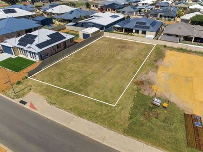 20 Reef Boulevard, Drummond Cove WA 6532