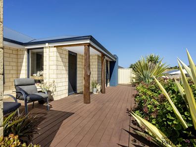 22 Topsail Street, Drummond Cove WA 6532