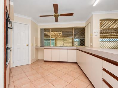 71 Wooramel Way, Cooloongup WA 6168