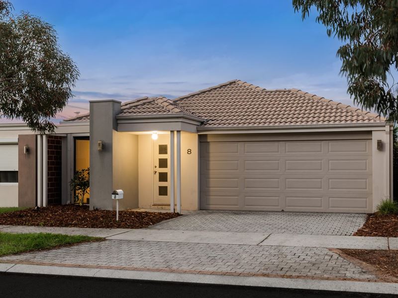8 Bristow Street, Haynes WA 6112