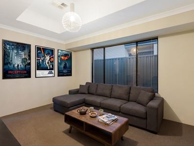 8 Bristow Street, Haynes WA 6112