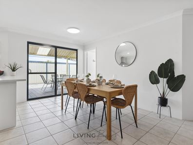 Room/6  113 Fruit Tree Crescent, Forrestfield WA 6058