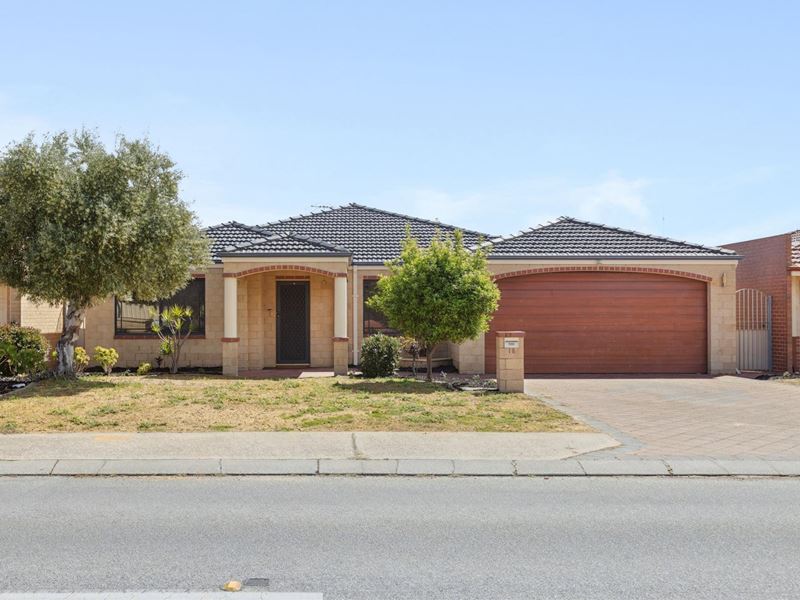 18 Mainsail Terrace, Yangebup WA 6164