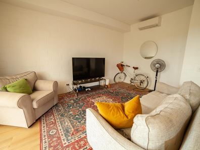 4/15 Cummins Street, Willagee WA 6156