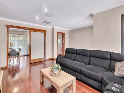 543 Kalamunda Road, High Wycombe WA 6057