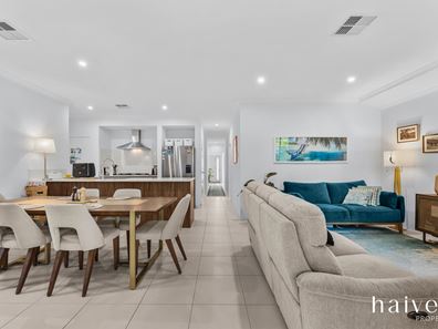 37B Barnsley Street, Queens Park WA 6107