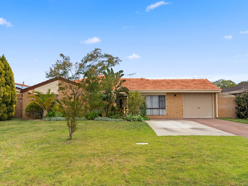 11 Trinity Court, Safety Bay WA 6169