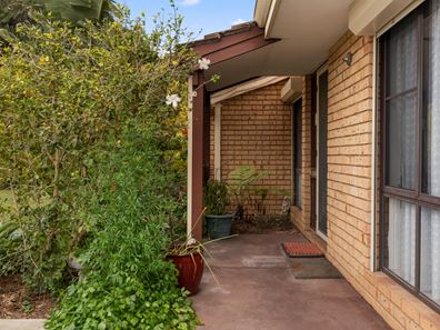 11 Trinity Court, Safety Bay WA 6169