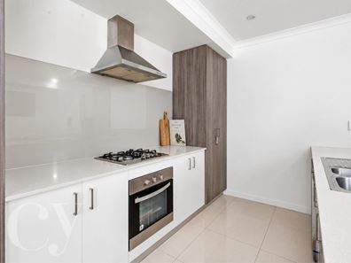 8/74 Frederick Road, Hamilton Hill WA 6163