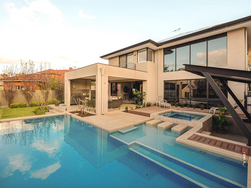1 Waratah Avenue, Dalkeith