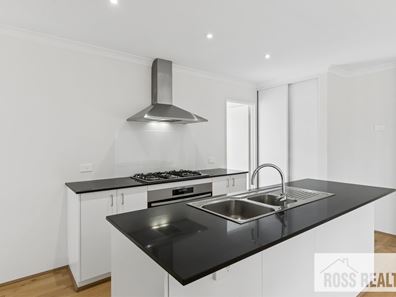 16A Bromley Street, Embleton WA 6062