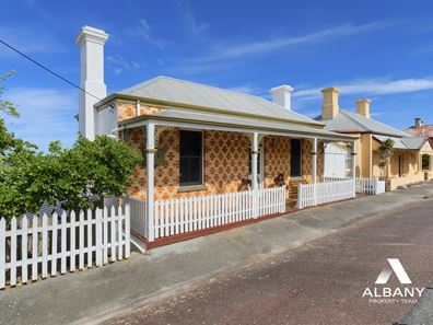 25 Rowley Street, Albany WA 6330