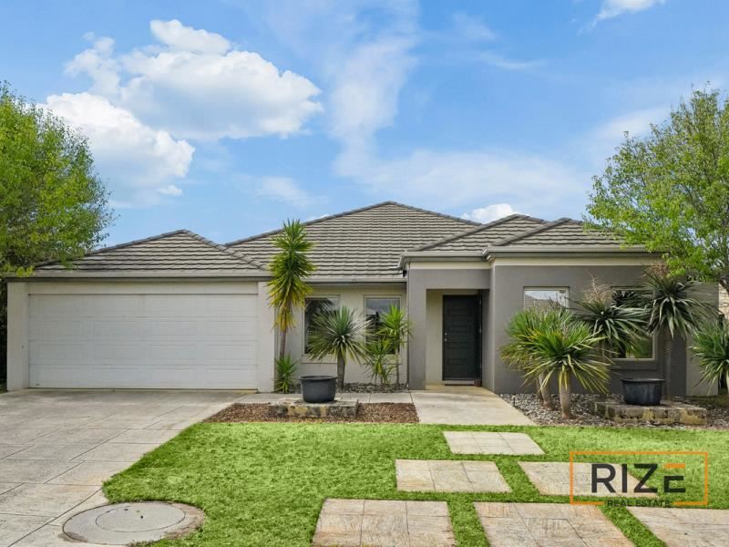 8 Woolly Road, Banksia Grove WA 6031
