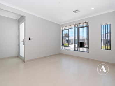 8 Malurus  Way, Wellard WA 6170
