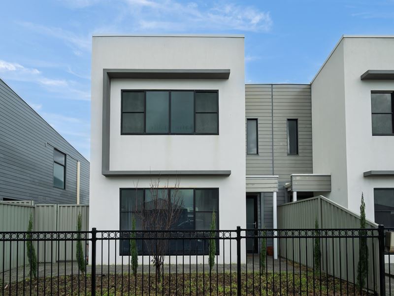 9 Jandari Mews, Success WA 6164