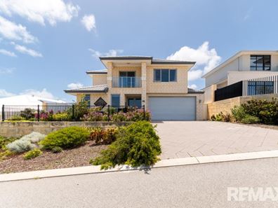 10 Crowsnest Way, Jindalee WA 6036