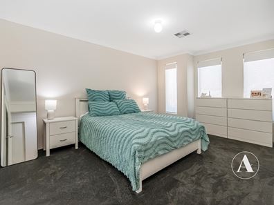17 Laverick Street, Haynes WA 6112