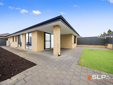 18 Montane Turn, Banksia Grove WA 6031