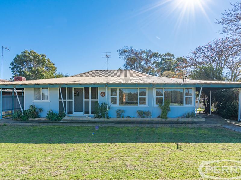 8 Peel Parade, Coodanup WA 6210