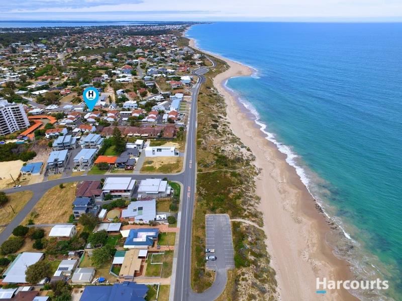 25/35B Halls Head Parade, Halls Head WA 6210