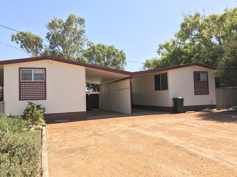 8 Criddle Road, Dongara