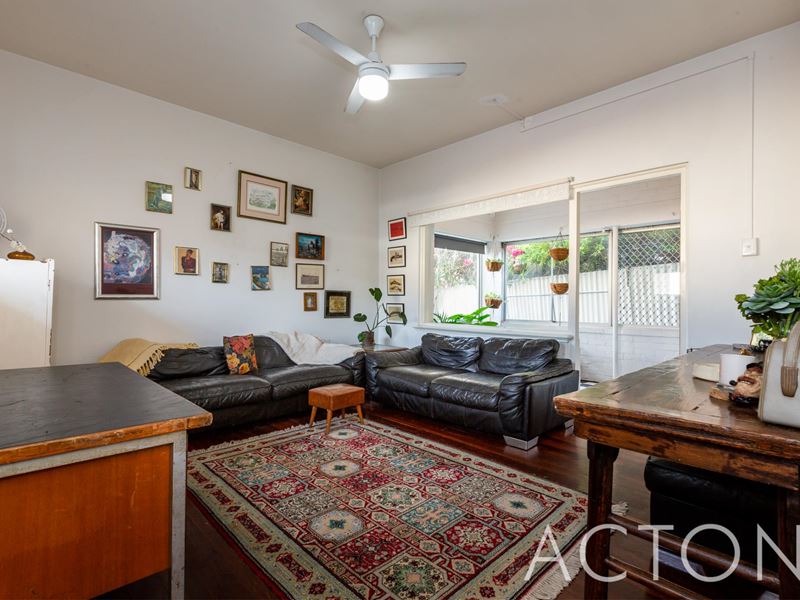 3/365 Stirling Highway, Claremont