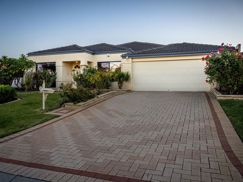 11 Peraldini Court, Beeliar