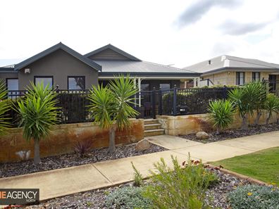 25 Homestead Drive, Clarkson WA 6030