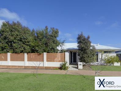 7/14 Redstone Trail, Ellenbrook WA 6069