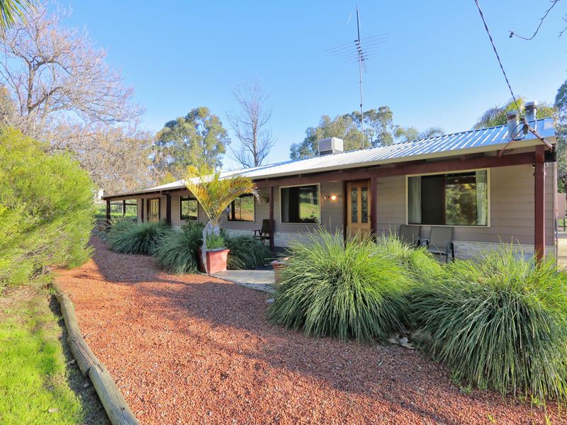25 Brockman St, Bakers Hill