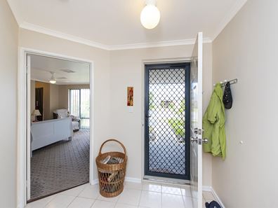 23 Alice Road, Port Kennedy WA 6172