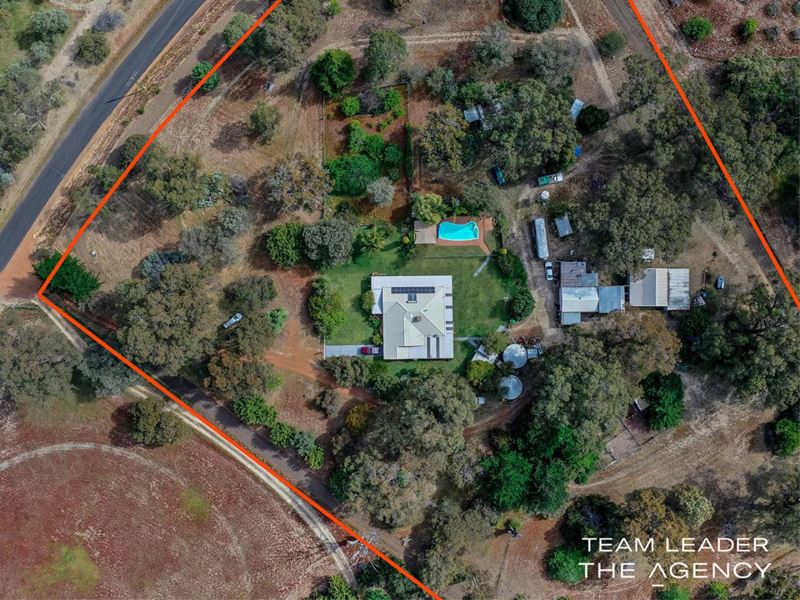 64 Tuart Grove Avenue, Lake Clifton