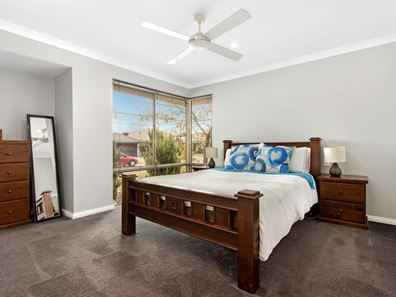 17 Chrysomou Street, Byford WA 6122