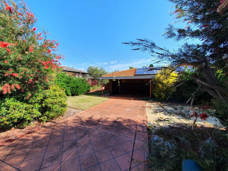 242 Warwick  Road, Duncraig