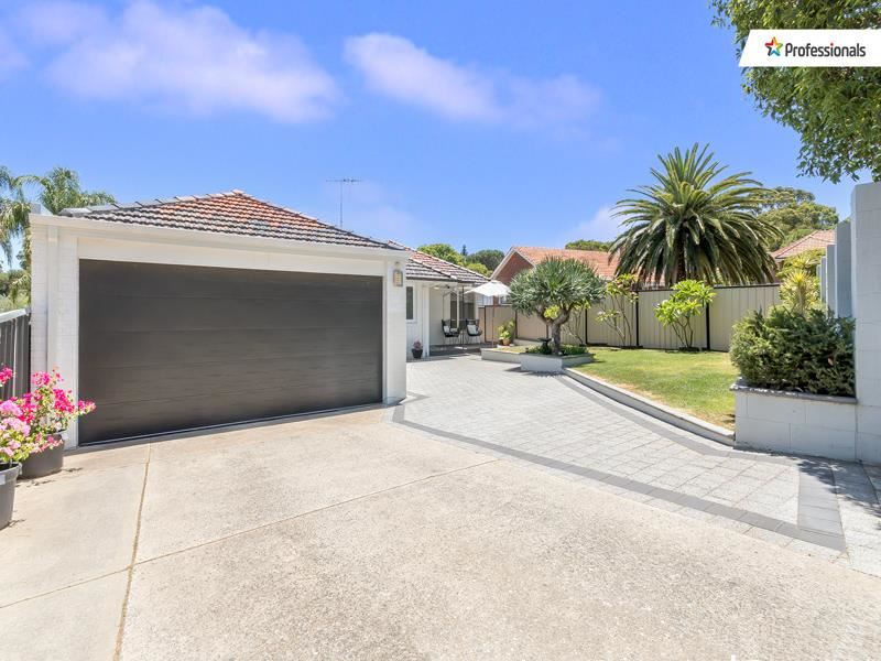 4 Burridge Way, Hamilton Hill WA 6163