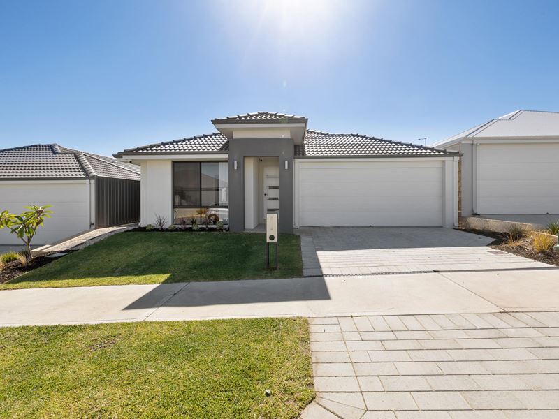 9 Melbourne Loop, Hammond Park