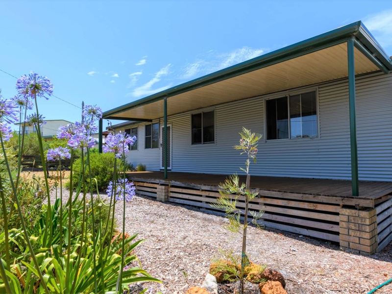 8 Steele Street, Walpole