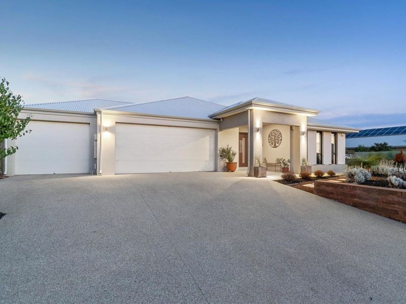 24 Delapre Drive, The Vines