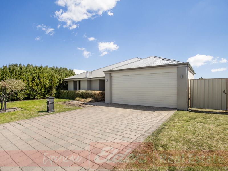 8 AMMOLITE WAY, Australind