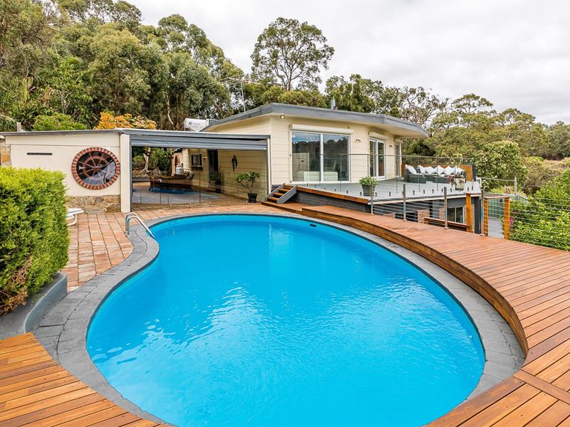 84 Kalamunda Road, Kalamunda