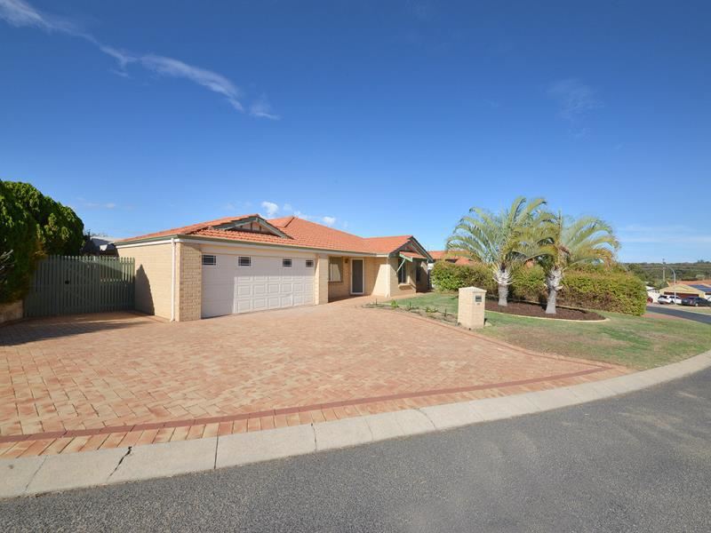 10 Sherlock Rise, Carramar