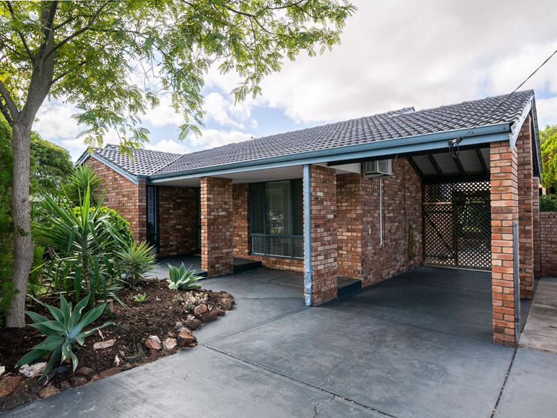 6 Lowes Way, Padbury