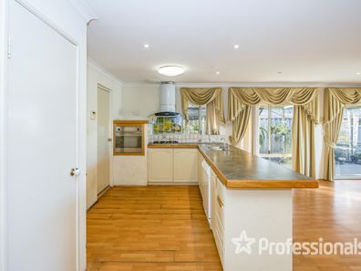 51 Princeton Circle, Alexander Heights WA 6064