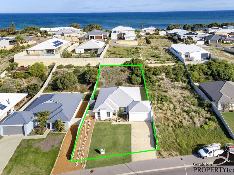 40 Stillwater Avenue, Drummond Cove WA 6532