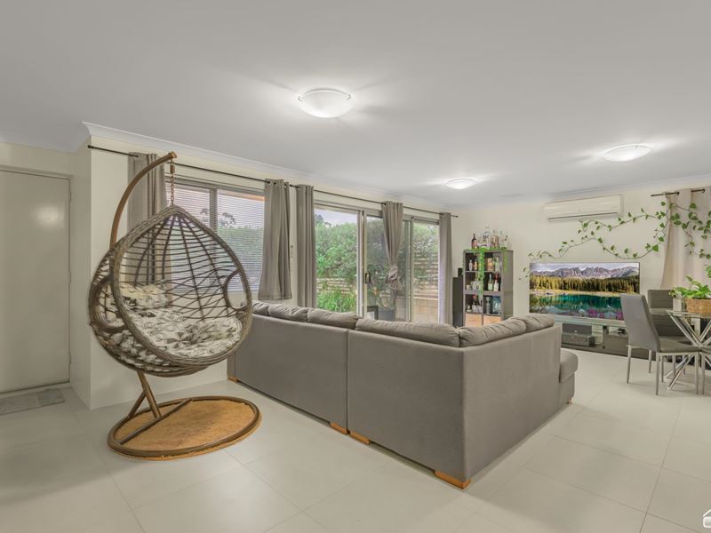 8/21 Cronin Place, Armadale