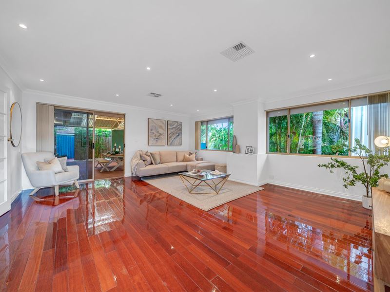 11 Melaleuca Drive, Greenwood