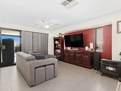 6 Parakeet Bend, Baldivis WA 6171