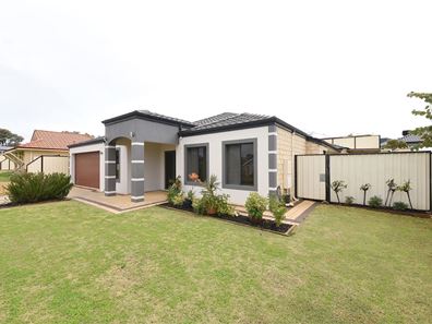 19 Gunnamatta Loop, Clarkson WA 6030