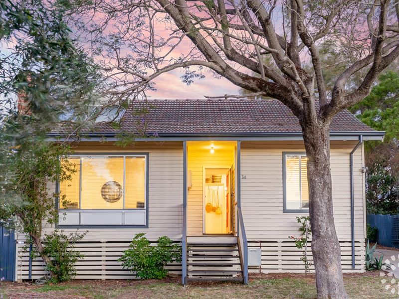 14 Butson Street, Hilton WA 6163