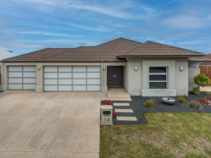 14 Dumaresq Loop, Quinns Rocks WA 6030